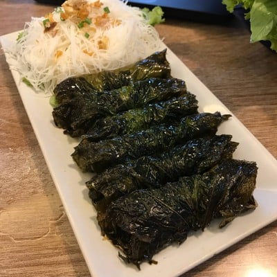 ปีกไก่ ข้าวเหนียวทอด