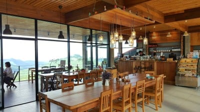 The Piney Bistro Cafe