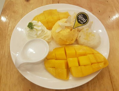 ข้าวเหนียวมะม่วง-ไอศกรีมมะม่วง