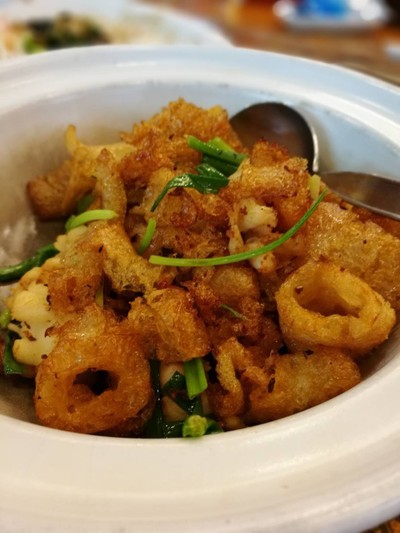 กระเพาะปลาผัดแห้ง