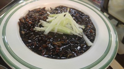 จาจังมยอน