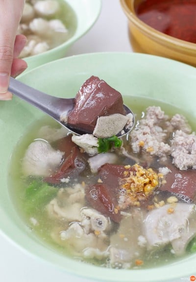 ข้าวเลือดหมูระยอง
