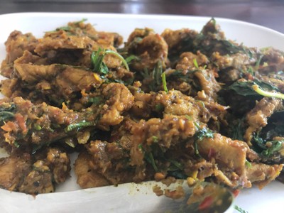 คั่วกลิ้งหมู