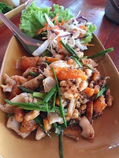 เมนูของร้าน ร้านน้องวิว เกาะพงัน