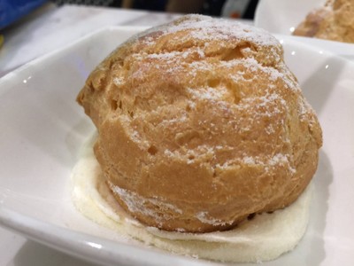 ชูครีมแป้งกรอบรสวานิลลา