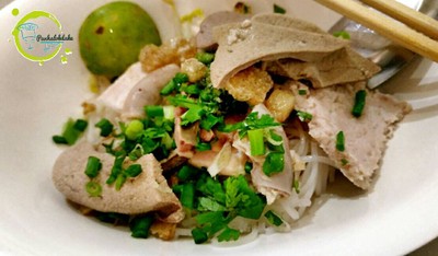 แป๊ะเฉื่อย ก๋วยเตี๋ยวเส้นจันทร์ (Kaew Tew Sen Jan) แป๊ะเฉื่อย ก๋วยเตี๋ยวเส้นจันทร์ (Kaew Tew Sen Jan)