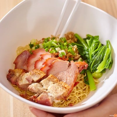 เมนูของร้าน เป็ดย่างวุฒิกร The Cook อัมรินทร์พลาซ่า