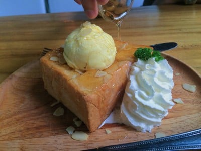 S Cafe' & Bistro