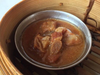 ซี่โครงหมูนึ่ง