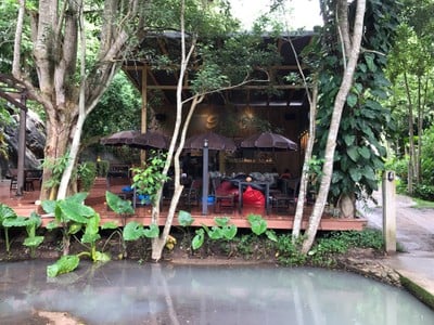 หน้าร้าน The CAVE Doikam สาขาดอยคำ หลวงพ่อทันใจ-เชียงใหม่