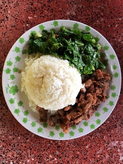 สั่งพิเศษ 45 บาท อิ่ม มากมาก ครับ 