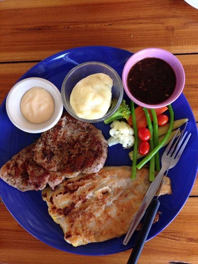 สเต็กหมูพริกไทดำ