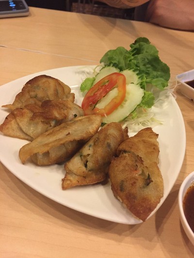 เกี๊ยวซ่าไส้ไก่