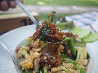 ผัดซีอิ๊วหมู