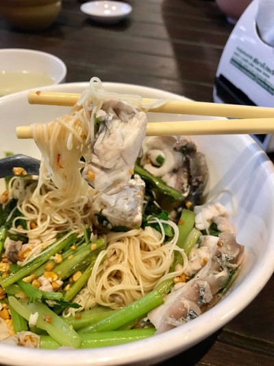 หมี่ซั่วปลากระพงแห้ง