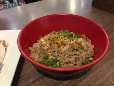 ข้าวผัดกระเทียม