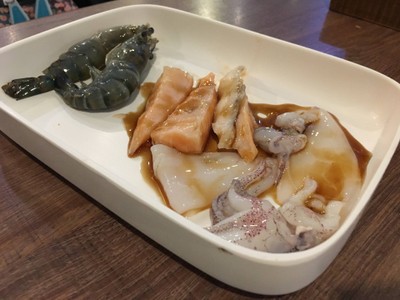 อาหาร หรือ เครื่องดื่ม