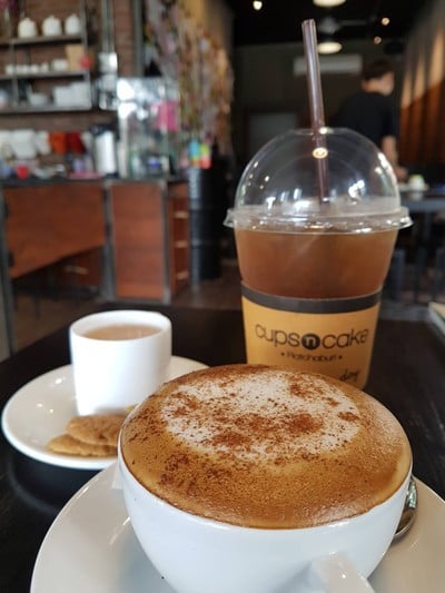 เมนูของร้าน CUPS 'N CAKE