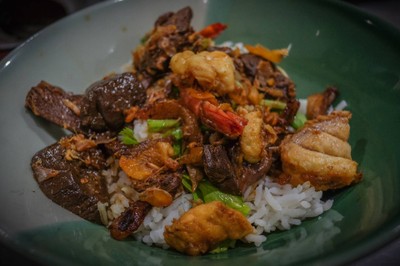 ร้านตี๋ต้มยำหัวปลาหม้อไฟ เจ้าเก่า (อุดมสุข) ร้านตี๋ต้มยำหัวปลาหม้อไฟ เจ้าเก่า (อุดมสุข)