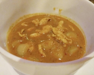 แกงกะหรี่ไก่