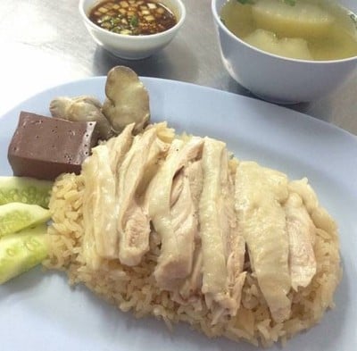 เจริญชัย ไก่ตอน สูตรไหหลำ (jarern chai kai-ton) ประชาชื่น26 เจริญชัย ไก่ตอน สูตรไหหลำ (jarern chai kai-ton) ประชาชื่น26