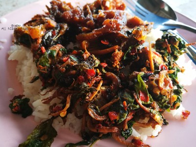 แซ่บมากอะ