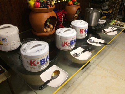 อาหาร หรือ เครื่องดื่ม