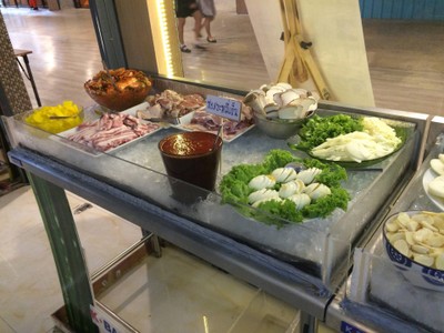 อาหาร หรือ เครื่องดื่ม