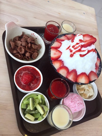 มาเป็นถาดใหญ่มาก