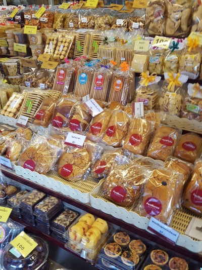 อาหาร หรือ เครื่องดื่ม