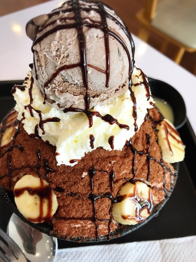 Igloo Bingsu Korean Dessert Cafe สาขา 5 ถ.จันทน์ Igloo Bingsu Korean Dessert Cafe สาขา 5 ถ.จันทน์