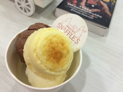 Hokkaido Cheesecake With Ice Cream