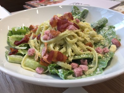 สลัดซีซ่าร์เส้นเมลอน