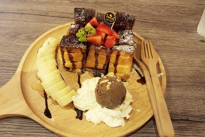 อาหาร หรือ เครื่องดื่ม