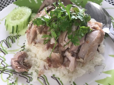 ข้าวมันไก่พิเศษ