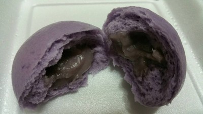 ซาลาเปาลาวาไส้เผือก