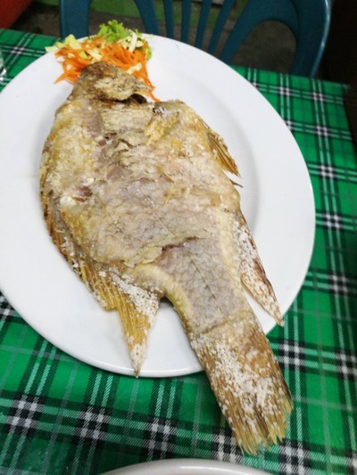 ปลาทับทิมเผาเกลือ