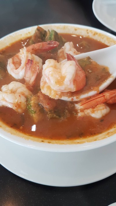 แกงส้มชะอมกุ้ง