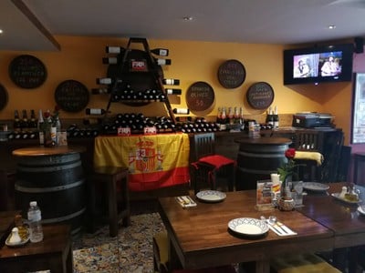 บรรยากาศ Taberna JAMON JAMON