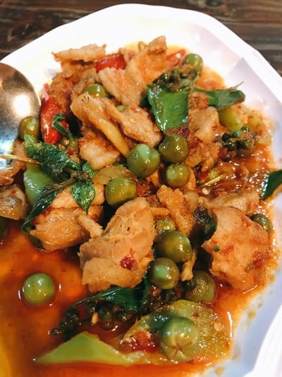 หมูป่าผัดเผ็ด