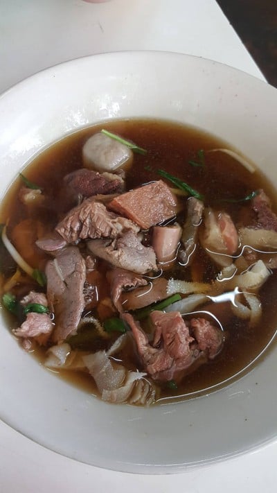 เมนูของร้าน มิตรโภชนา ก๋วยเตี๋ยวเนื้อ พระนคร