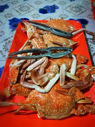 ปูม้านึ่ว