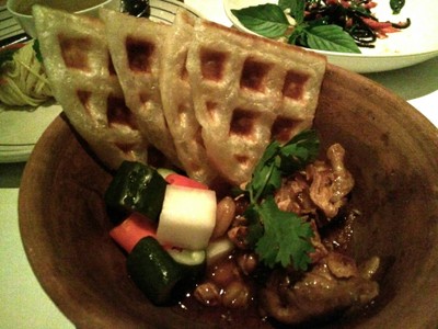 วาฟเฟิลมัสมั่นไก่