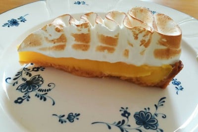 LEMON MERINGUE TART