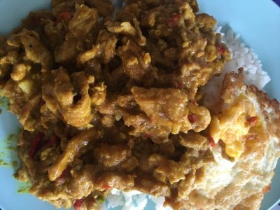 เจ๊ไก่ อาหารตามสั่ง