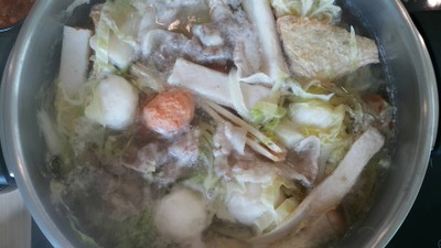 อาหาร หรือ เครื่องดื่ม