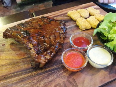 Ribs&Co Ribs&co Chiangrai ประตูสลี