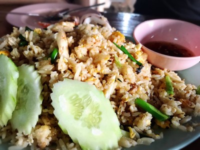 ข้าวผัดทะเล