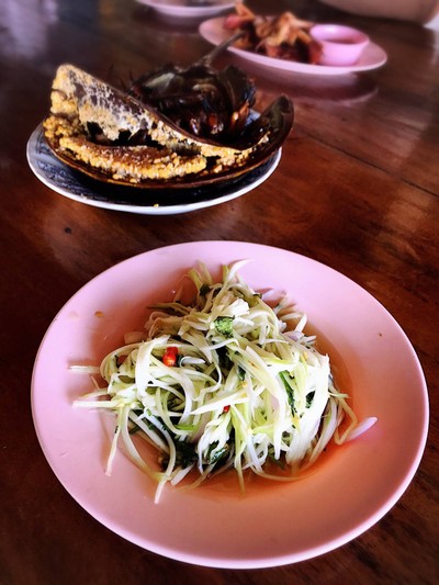 ยำไข่แมงดา
