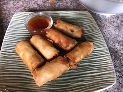 ปอเปี๊ยะทอด ใส่ผักรวม